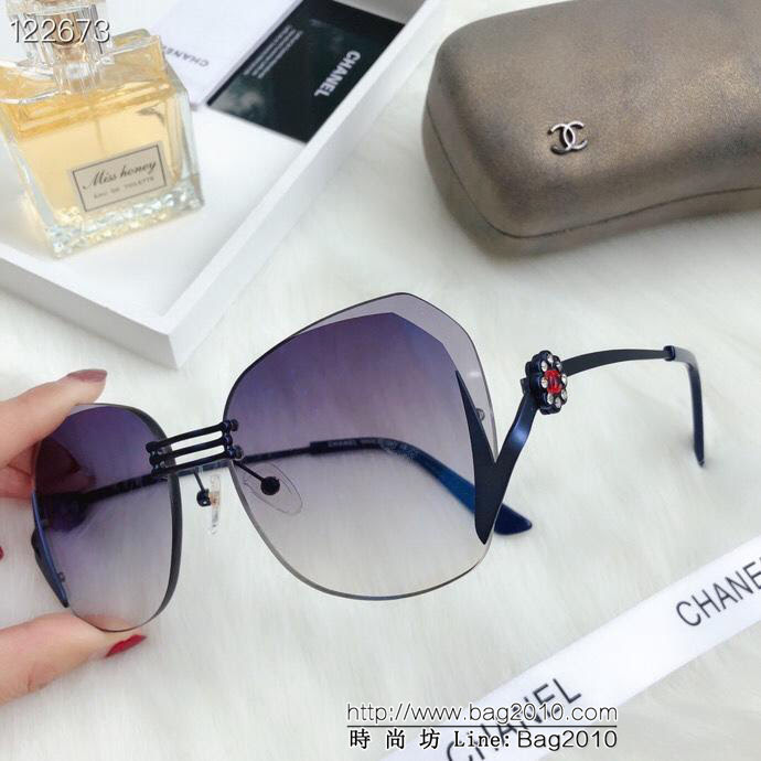 CHANEL香奈兒 19年春夏新款 女款太陽鏡  lly1223